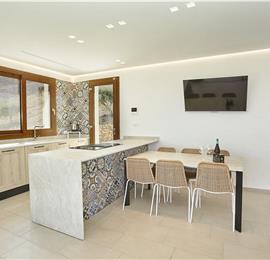 3 bedroom villa with pool near Scopollo, sleeps 6